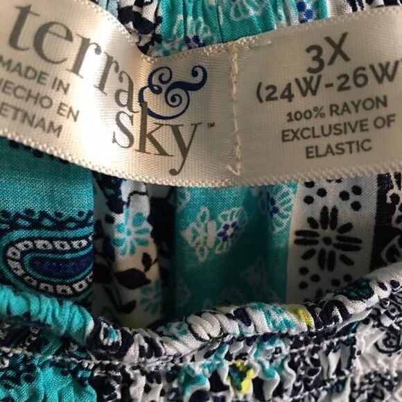 Plus size 3X on off shoulder Rayon ruffle sleeve Top - Picture 2 of 6